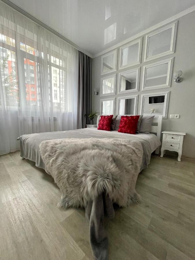 Apartment Studio Paris 92 Irpin Buitenkant foto