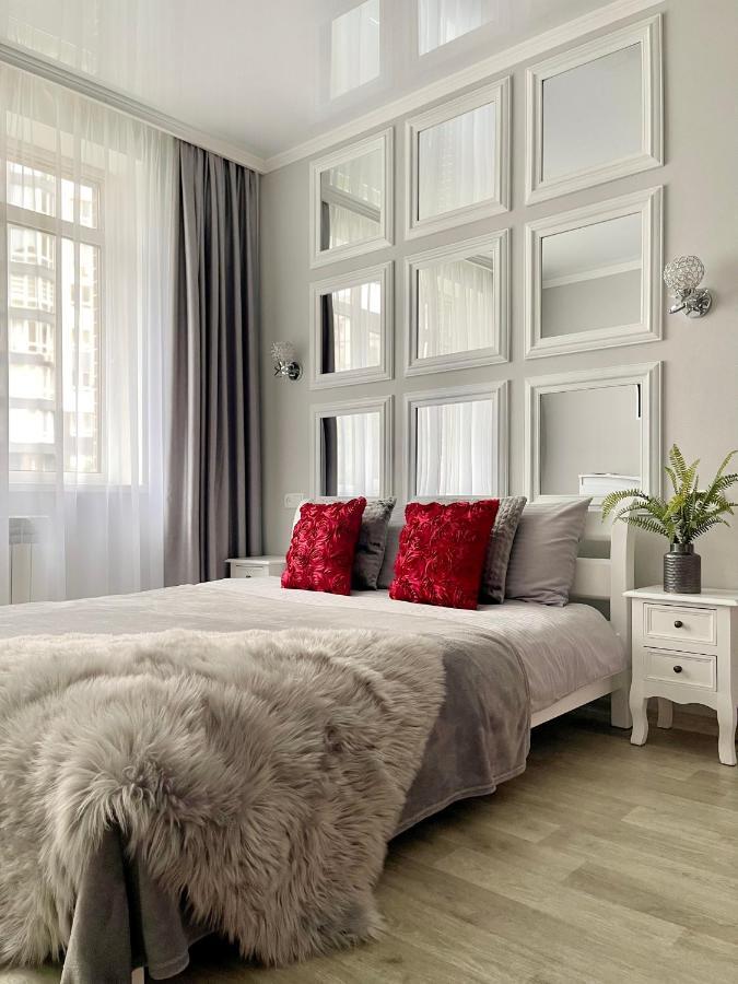 Apartment Studio Paris 92 Irpin Buitenkant foto