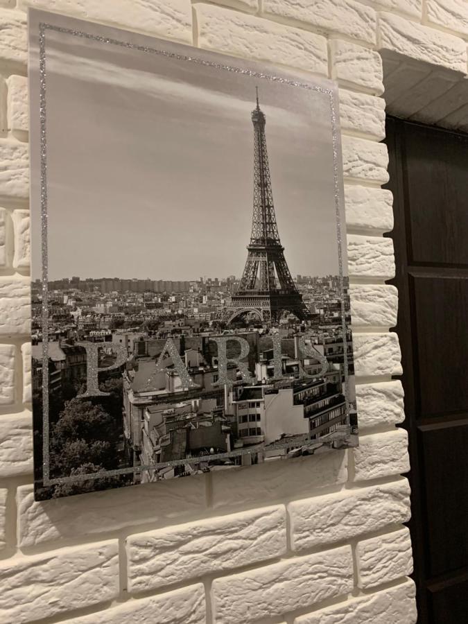 Apartment Studio Paris 92 Irpin Buitenkant foto